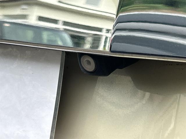 この度は当店のお車をご覧になっていただき、誠にありがとうございます。じっくり現車確認して頂けるよう、ご準備を致します!