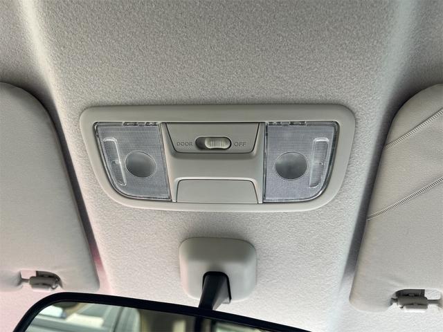 ご覧頂きまして誠に有難うございます!!是非ご来店して頂き、実際にご覧になって頂ければと思います。お客様からのご連絡をスタッフ一同、心よりお待ちしております