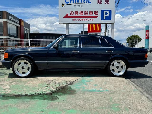 Ｓクラス ４２０ＳＥＬ　ディーラー車　左ハンドル　レザーパワーシート　ＥＴＣ　クルーズコントロール　１５ｉｎアルミホイール　エアバッグ（7枚目）