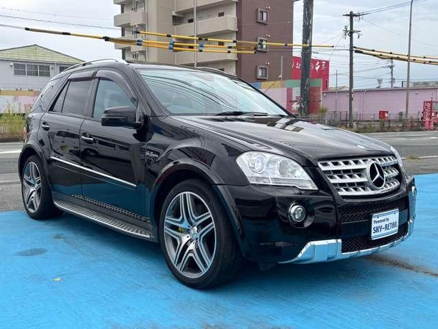 Mクラス ML63 AMG サンルーフ・ルーフレール・パワーバックドア・AMGマフラー・後席エアコン・パワーシート・パドルシフト・シートヒーター・ナビ・バックカメラ・ETC・ハーマンカードンスピーカー(12枚目)