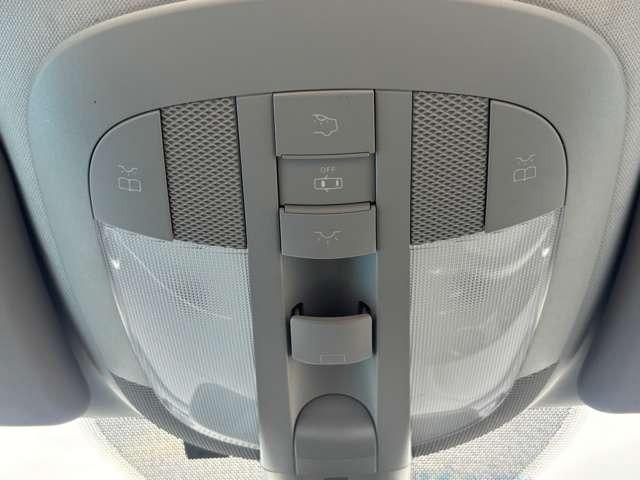 Mクラス ML63 AMG サンルーフ・ルーフレール・パワーバックドア・AMGマフラー・後席エアコン・パワーシート・パドルシフト・シートヒーター・ナビ・バックカメラ・ETC・ハーマンカードンスピーカー(53枚目)