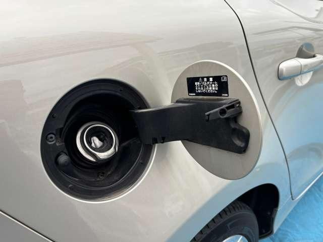 V40 T3 クラシックエディション ディ―ラー車 右ハンドル ナビ・パワーシート・後席シートヒーター・パドルシフト・ステアリングスイッチ・バックカメラ・ガラスルーフ・ETC(16枚目)