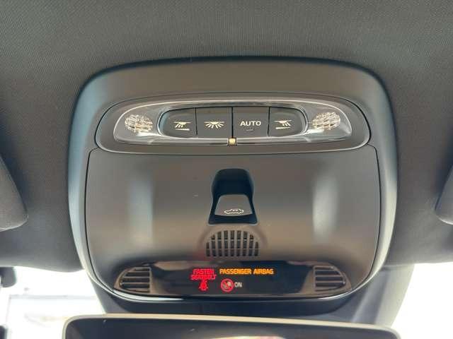 V40 T3 クラシックエディション ディ―ラー車 右ハンドル ナビ・パワーシート・後席シートヒーター・パドルシフト・ステアリングスイッチ・バックカメラ・ガラスルーフ・ETC(45枚目)