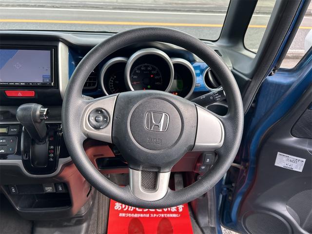 N-BOX G SSパッケージ ドライブレコーダー ETC 両側電動スライドドア ナビ TV 衝突被害軽減システム オートライト スマートキー アイドリングストップ 電動格納ミラー シートヒーター ベンチシート CVT(3枚目)