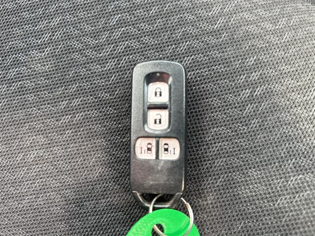 N-BOX G SSパッケージ ドライブレコーダー ETC 両側電動スライドドア ナビ TV 衝突被害軽減システム オートライト スマートキー アイドリングストップ 電動格納ミラー シートヒーター ベンチシート CVT(22枚目)