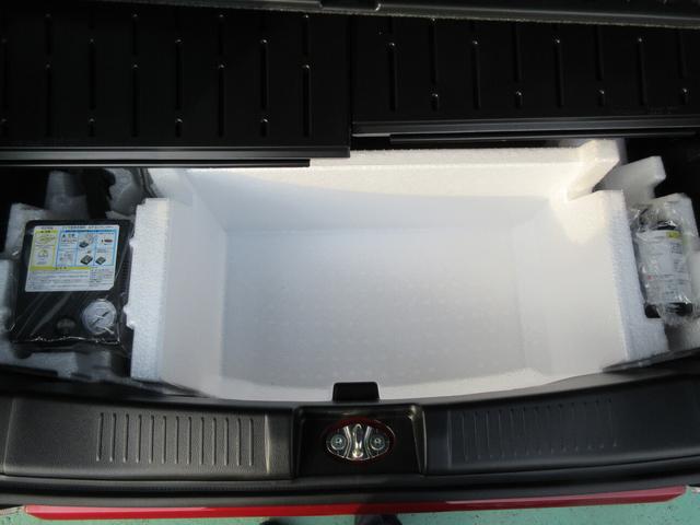 FA CDプレーヤー CVT マニュアルエアコン パワステ キーレスエントリー 電動格納式ドアミラー オートライト ヘッドライトレベライザー ESP リアシートスライド ベンチシート アームレスト(20枚目)