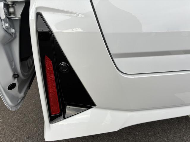 タント カスタムX 衝突被害軽減ブレーキ アイドリングストップ ナビ バックカメラ CVT 両側電動スライドドア オートエアコン リモコンキー キーレススタート オートライト オーディオスイッチ ACC 電動パーキング(3枚目)