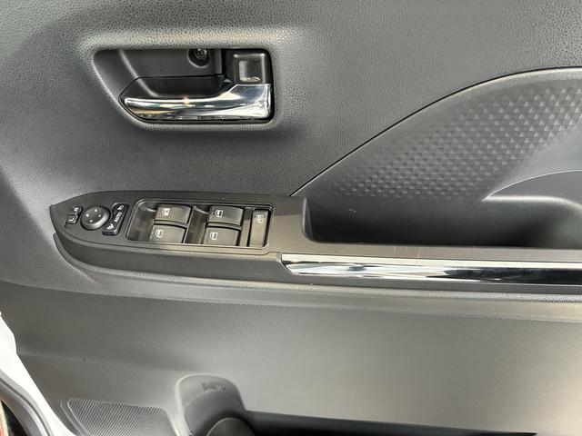 タント カスタムX 衝突被害軽減ブレーキ アイドリングストップ ナビ バックカメラ CVT 両側電動スライドドア オートエアコン リモコンキー キーレススタート オートライト オーディオスイッチ ACC 電動パーキング(24枚目)