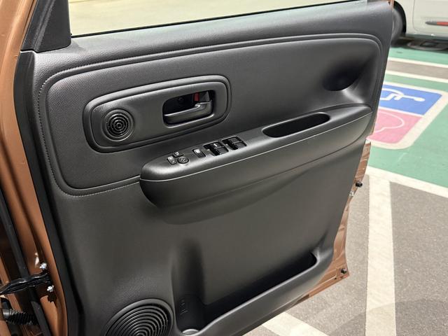 ワゴンＲスマイル ハイブリッドＳ　デュアルセンサーブレーキサポート２　マイルドハイブリッド　電動左側スライドドア　オーディオレス　ＣＶＴ　オートエアコン　リモコンキー　キーレススタート　オートライト　オーディオスイッチ　ＡＣＣ　ＬＥＤ（46枚目）