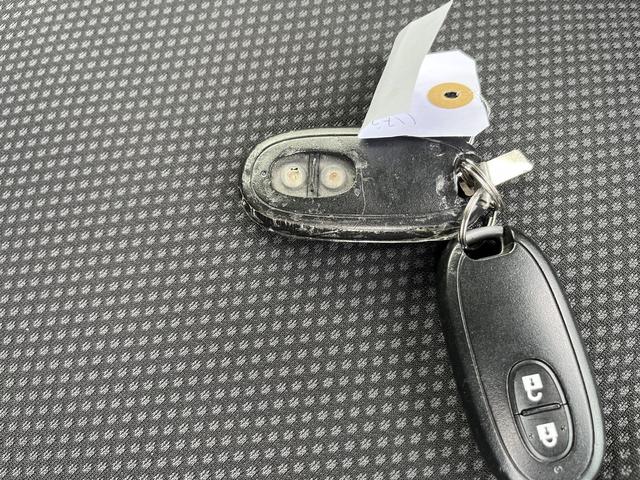 リモコンキーです！予備キーも１本付いてます！