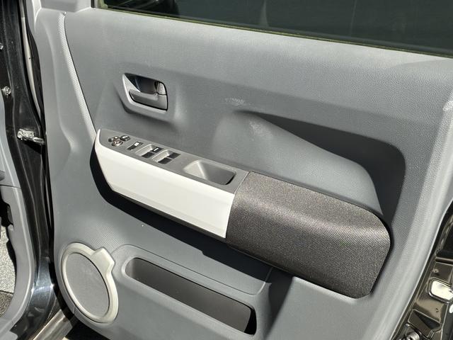 フロントのドアトリムです。