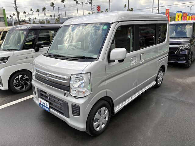 �q�O�U�`�^�G���W���͔R��ƃp���t������𗼗����܂��B