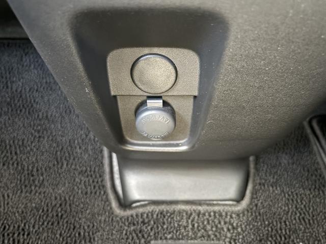 ワゴンＲスマイル ハイブリッドＸ　４ＷＤ　デュアルカメラブレーキサポート　４ＷＤ　マイルドハイブリッド　電動両側スライドドア　全方位ナビ　ＣＶＴ　オートエアコン　リモコンキー　キーレススタート　オートライト　オーディオスイッチ　ＬＥＤ　フォグ（27枚目）