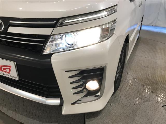 ヴォクシー ZS 煌 地上デジタル 両側パワードア アイドリングストップ車 パワーウィンド 横滑防止 整備記録簿 DVD可 盗難防止装置 スマートエントリー Bカメラ AUX LEDヘッドライト メモリーナビ 3列シート(29枚目)