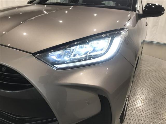 ヤリス Z サイドSRS AAC バックモニタ スマキー 横滑防止装置 地デジ キーフリー LEDランプ パワーウインドウ 助手席エアバック クルコン エアバッグ パワーステアリング 盗難防止システム ETC(32枚目)