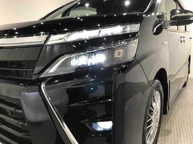 ヴォクシー ハイブリッドＺＳ　煌ＩＩ　電動両側スライドドア　ドライブレコーダ　パワーステアリング　ＤＶＤ再生可　リアクーラー　スマキー　地デジＴＶ　ＡＵＸ　横滑防止　Ｗエアバック　ＡＡＣ　ＬＥＤランプ　エアバッグ　ナビＴＶ　盗難防止装置（34枚目）