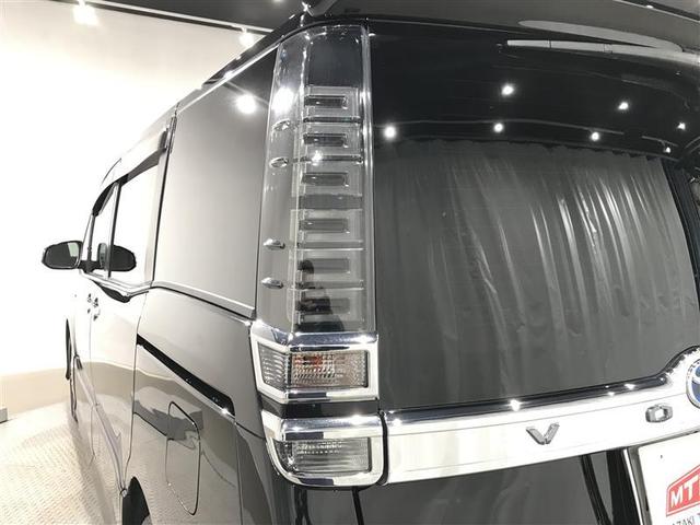 ヴォクシー ハイブリッドＺＳ　煌ＩＩ　電動両側スライドドア　ドライブレコーダ　パワーステアリング　ＤＶＤ再生可　リアクーラー　スマキー　地デジＴＶ　ＡＵＸ　横滑防止　Ｗエアバック　ＡＡＣ　ＬＥＤランプ　エアバッグ　ナビＴＶ　盗難防止装置（37枚目）