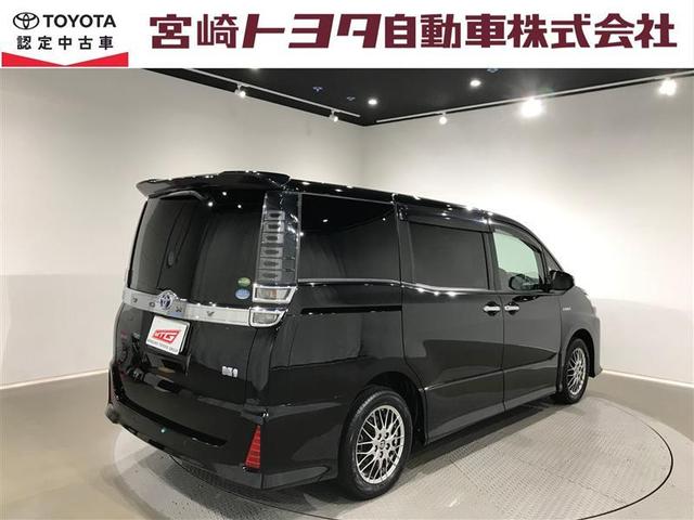 ヴォクシー ハイブリッドＺＳ　煌ＩＩ　電動両側スライドドア　ドライブレコーダ　パワーステアリング　ＤＶＤ再生可　リアクーラー　スマキー　地デジＴＶ　ＡＵＸ　横滑防止　Ｗエアバック　ＡＡＣ　ＬＥＤランプ　エアバッグ　ナビＴＶ　盗難防止装置（39枚目）