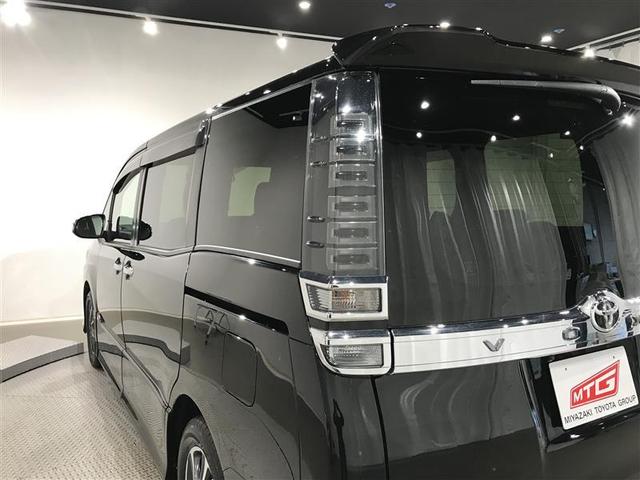 ヴォクシー ＺＳ　煌ＩＩ　スマートキー・プッシュスタート　バックガイドモニター　セキュリティアラーム　両側パワスラドア　ＥＴＣ車載器　地デジテレビ　記録簿付き　ＶＳＣ　ＬＥＤライト　助手席エアバック　キーレスエントリー　ＡＣ（37枚目）