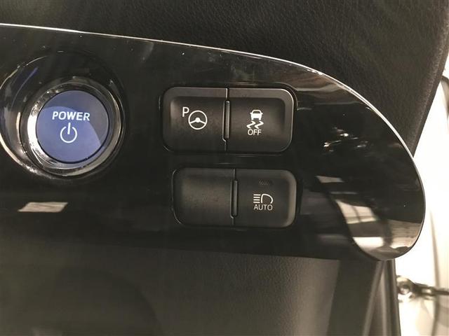 プリウス Ｓセーフティプラス　衝突回避システム　Ｂモニター　定期点検記録簿　ＬＥＤライト　クルコン　ＥＴＣ装備　スマートＫＥＹ　ナビＴＶ　イモビライザー　横滑り防止機能　ＰＷ　カーテンエアバッグ　キーレスエントリー　オ－トエアコン（4枚目）