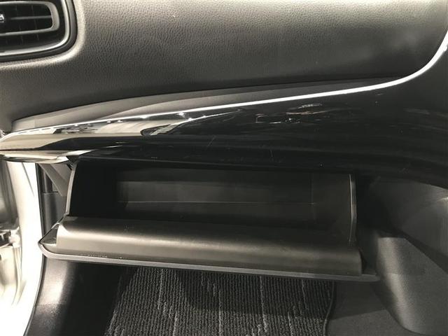 プリウス Ｓセーフティプラス　衝突回避システム　Ｂモニター　定期点検記録簿　ＬＥＤライト　クルコン　ＥＴＣ装備　スマートＫＥＹ　ナビＴＶ　イモビライザー　横滑り防止機能　ＰＷ　カーテンエアバッグ　キーレスエントリー　オ－トエアコン（19枚目）