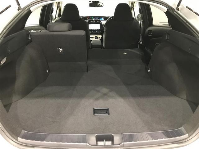 プリウス Ｓセーフティプラス　衝突回避システム　Ｂモニター　定期点検記録簿　ＬＥＤライト　クルコン　ＥＴＣ装備　スマートＫＥＹ　ナビＴＶ　イモビライザー　横滑り防止機能　ＰＷ　カーテンエアバッグ　キーレスエントリー　オ－トエアコン（28枚目）