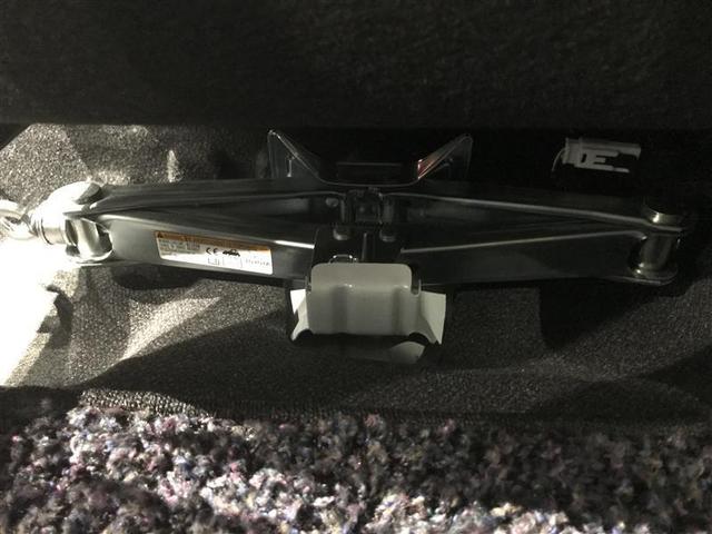 アクア Ｓ　キーレスエントリ　イモビ　ナビ＆ＴＶ　オートエアコン　デュアルエアバック　ＥＳＣ　Ｂカメラ　パワーウィンドウ　ＡＵＸ端子　ＥＴＣ　ＳＲＳ　ワンセグＴＶ　パワーステアリング　ＡＢＳ　メモリーナビ（24枚目）