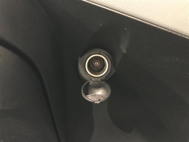 アクア Ｓ　スマートキープッシュスタート　キーレスエントリ　イモビ　ナビ＆ＴＶ　オートエアコン　デュアルエアバック　ＥＳＣ　Ｂカメラ　パワーウィンドウ　ＡＵＸ端子　ＥＴＣ　ＤＶＤ再生可能　アルミホイール　ＳＲＳ（14枚目）