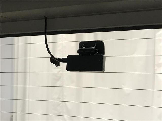 ルーミー G 追突軽減ブレーキ パワステ Aストップ LEDライト TV Rカメラ 記録簿付 横滑り防止システム ドライブレコーダー エアバック セキュリティーアラーム パワーウィンドウ 運転席助手席エアバック(7枚目)