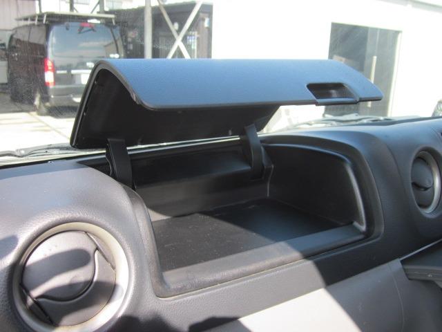 NV350キャラバンバン ロングVX 禁煙 定期点検記録簿 ABS リモコンキー パワーウィンドウ ドライブレコーダー エアコン エアバッグ パワーステアリング 横滑り防止(32枚目)