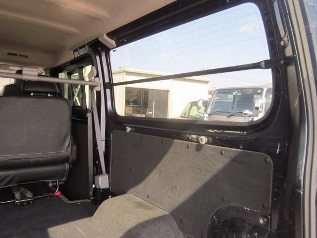 NV350キャラバンバン ロングVX 禁煙 定期点検記録簿 ABS リモコンキー パワーウィンドウ ドライブレコーダー エアコン エアバッグ パワーステアリング 横滑り防止(42枚目)