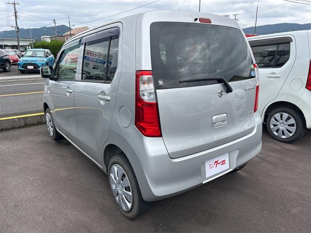 ワゴンＲ ＦＸ　ドライブレコーダー　キーレスエントリー　アイドリングストップ　電動格納ミラー　シートヒーター　ベンチシート　ＣＶＴ　盗難防止システム　ＡＢＳ　ＣＤ　ミュージックプレイヤー接続可　衝突安全ボディ（18枚目）