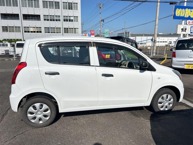 アルト Ｆ　ＡＴ　盗難防止システム　ＣＤ　衝突安全ボディ　エアコン　パワーステアリング　パワーウィンドウ（17枚目）