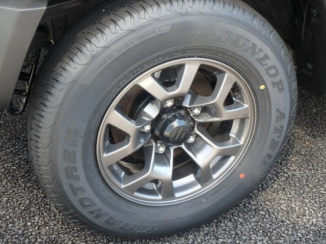 ジムニーシエラ JC 登録済未使用車 4WD 衝突防止軽減ブレーキ スマートキー プッシュスタート LEDヘッドライト レーンサポート ソナー クルーズコントロール Wシートヒーター アイドリングストップ オートライト(8枚目)