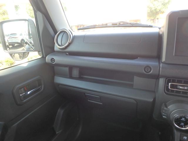 ジムニーシエラ JC 登録済未使用車 4WD 衝突防止軽減ブレーキ スマートキー プッシュスタート LEDヘッドライト レーンサポート ソナー クルーズコントロール Wシートヒーター アイドリングストップ オートライト(19枚目)