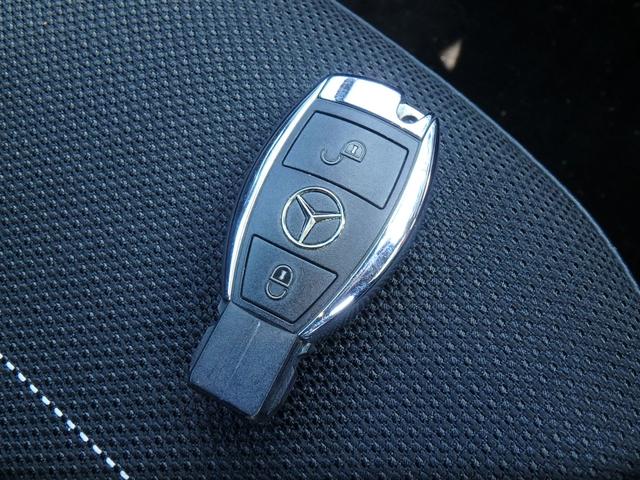 Aクラス  ドライブレコーダー ETC ナビ リアカメラ キーレス ハンドルシフト ソナー オートライト サイドWエアバック 電動格納ミラー(52枚目)