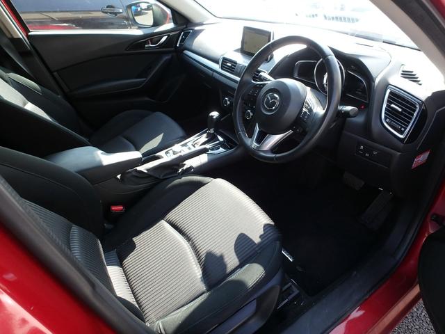 アクセラスポーツ ２０Ｓツーリング　ドライブレコーダー　ＥＴＣ　ナビ　リアカメラ　スマートキー　プッシュスタート　ブレーキサポート　クルーズコントロール　アイドリングストップ　ハンドルシフト　オートライト　オートエアコン　電動格納ミラー（8枚目）