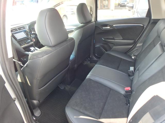 HONDA SHUTTLE HYBRID X STYLE EDITION