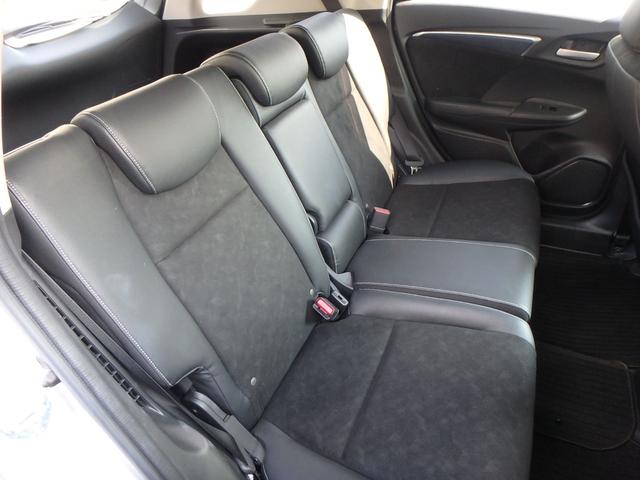 HONDA SHUTTLE HYBRID X STYLE EDITION
