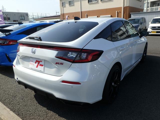シビック RS 登録済未使用車 ETC2.0 リアカメラ 6MT 衝突防止軽減ブレーキ スマートキー プッシュスタート LEDヘッドライト レーンサポート ソナー クルーズコントロール パワーシート Wシートヒーター(6枚目)