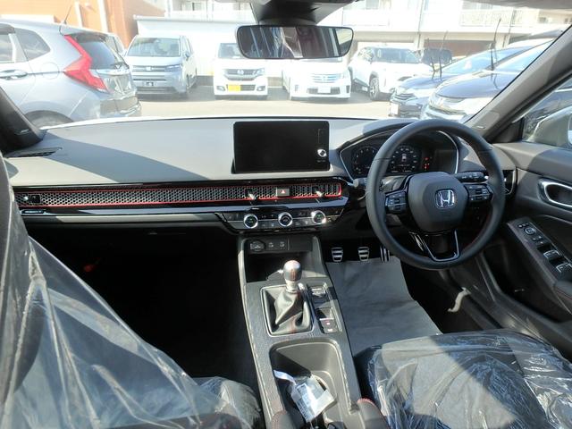シビック RS 登録済未使用車 ETC2.0 リアカメラ 6MT 衝突防止軽減ブレーキ スマートキー プッシュスタート LEDヘッドライト レーンサポート ソナー クルーズコントロール パワーシート Wシートヒーター(11枚目)