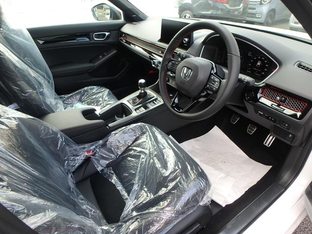 シビック RS 登録済未使用車 ETC2.0 リアカメラ 6MT 衝突防止軽減ブレーキ スマートキー プッシュスタート LEDヘッドライト レーンサポート ソナー クルーズコントロール パワーシート Wシートヒーター(15枚目)