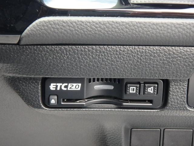 シビック RS 登録済未使用車 ETC2.0 リアカメラ 6MT 衝突防止軽減ブレーキ スマートキー プッシュスタート LEDヘッドライト レーンサポート ソナー クルーズコントロール パワーシート Wシートヒーター(27枚目)