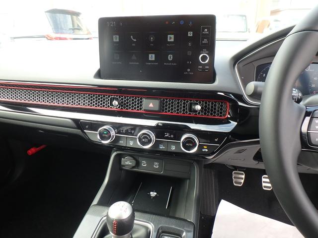 シビック RS 登録済未使用車 ETC2.0 リアカメラ 6MT 衝突防止軽減ブレーキ スマートキー プッシュスタート LEDヘッドライト レーンサポート ソナー クルーズコントロール パワーシート Wシートヒーター(31枚目)