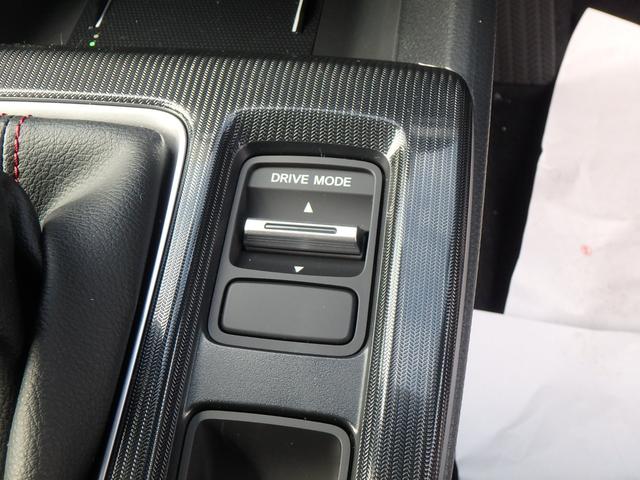 シビック RS 登録済未使用車 ETC2.0 リアカメラ 6MT 衝突防止軽減ブレーキ スマートキー プッシュスタート LEDヘッドライト レーンサポート ソナー クルーズコントロール パワーシート Wシートヒーター(38枚目)