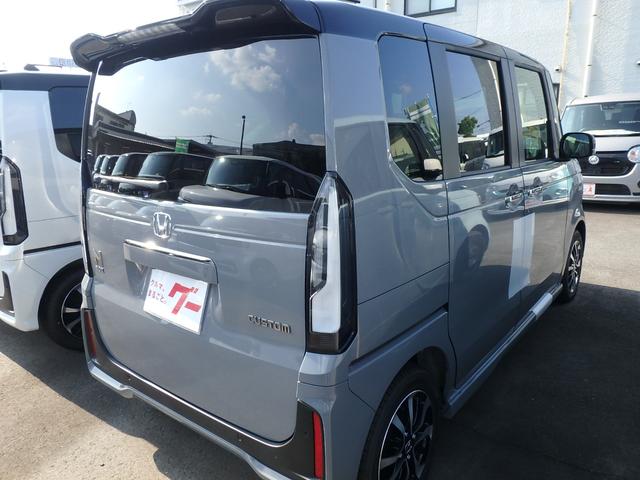 N-BOXカスタム コーディネートスタイル 届出済未使用車  リアカメラ 衝突防止軽減ブレーキ 両側電動スライドドア スマートキー プッシュスタート レーンサポート ソナー クルーズコントロール Wシートヒーター オートライト オートエアコン(6枚目)