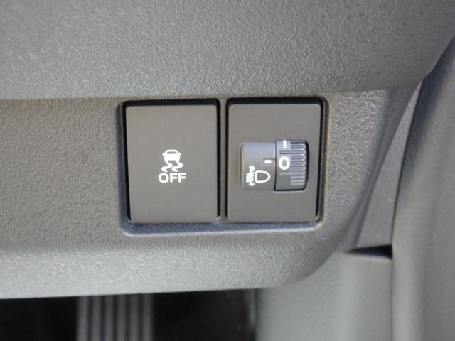 N-BOXカスタム コーディネートスタイル 届出済未使用車  リアカメラ 衝突防止軽減ブレーキ 両側電動スライドドア スマートキー プッシュスタート レーンサポート ソナー クルーズコントロール Wシートヒーター オートライト オートエアコン(31枚目)