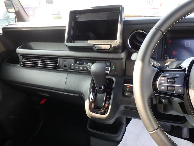 N-BOXカスタム コーディネートスタイル 届出済未使用車  リアカメラ 衝突防止軽減ブレーキ 両側電動スライドドア スマートキー プッシュスタート レーンサポート ソナー クルーズコントロール Wシートヒーター オートライト オートエアコン(33枚目)