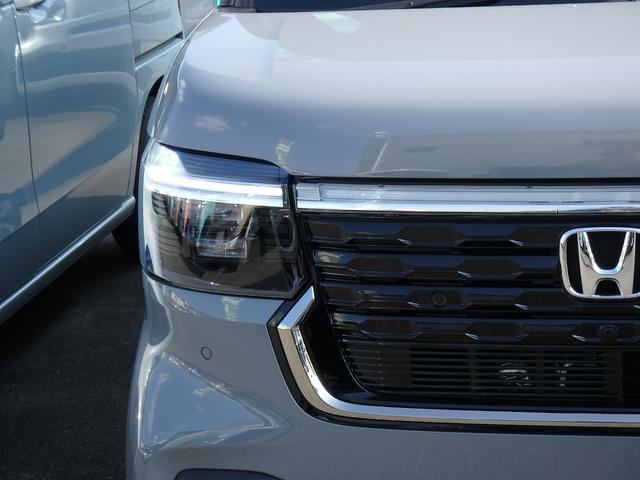 N-BOXカスタム コーディネートスタイル 届出済未使用車  リアカメラ 衝突防止軽減ブレーキ 両側電動スライドドア スマートキー プッシュスタート レーンサポート ソナー クルーズコントロール Wシートヒーター オートライト オートエアコン(44枚目)