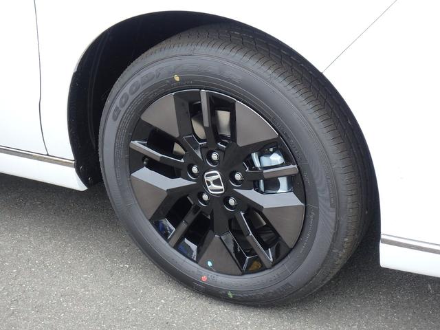 ステップワゴン スパーダ 登録済未使用車 リアカメラ 両側電動スライドドア スマートキー プッシュスタート 衝突防止軽減ブレーキ LEDヘッドライト レーンサポート ソナー クルーズコントロール Wシートヒーター パワーゲート(7枚目)